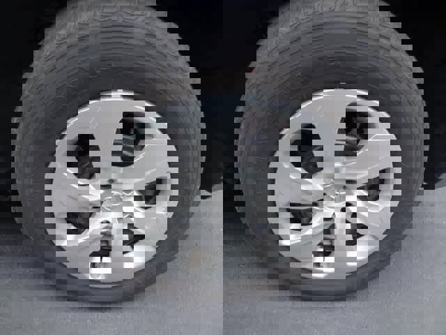 Certified 2021 Toyota RAV4 LE image 9