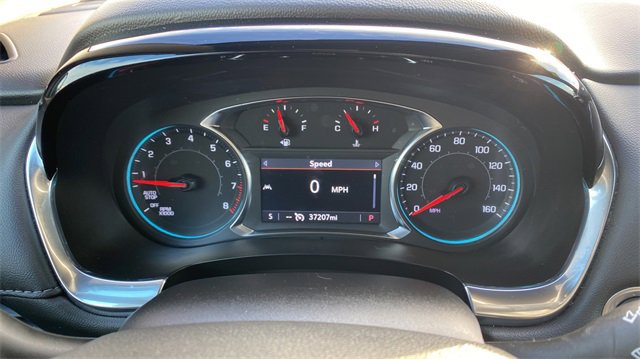 Used 2023 Chevrolet Traverse LT image 12