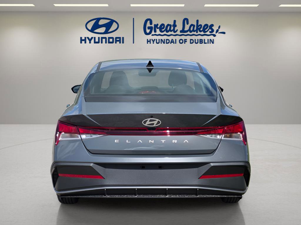 New 2026 Hyundai Elantra SE w/ Cargo Package FWD image 4