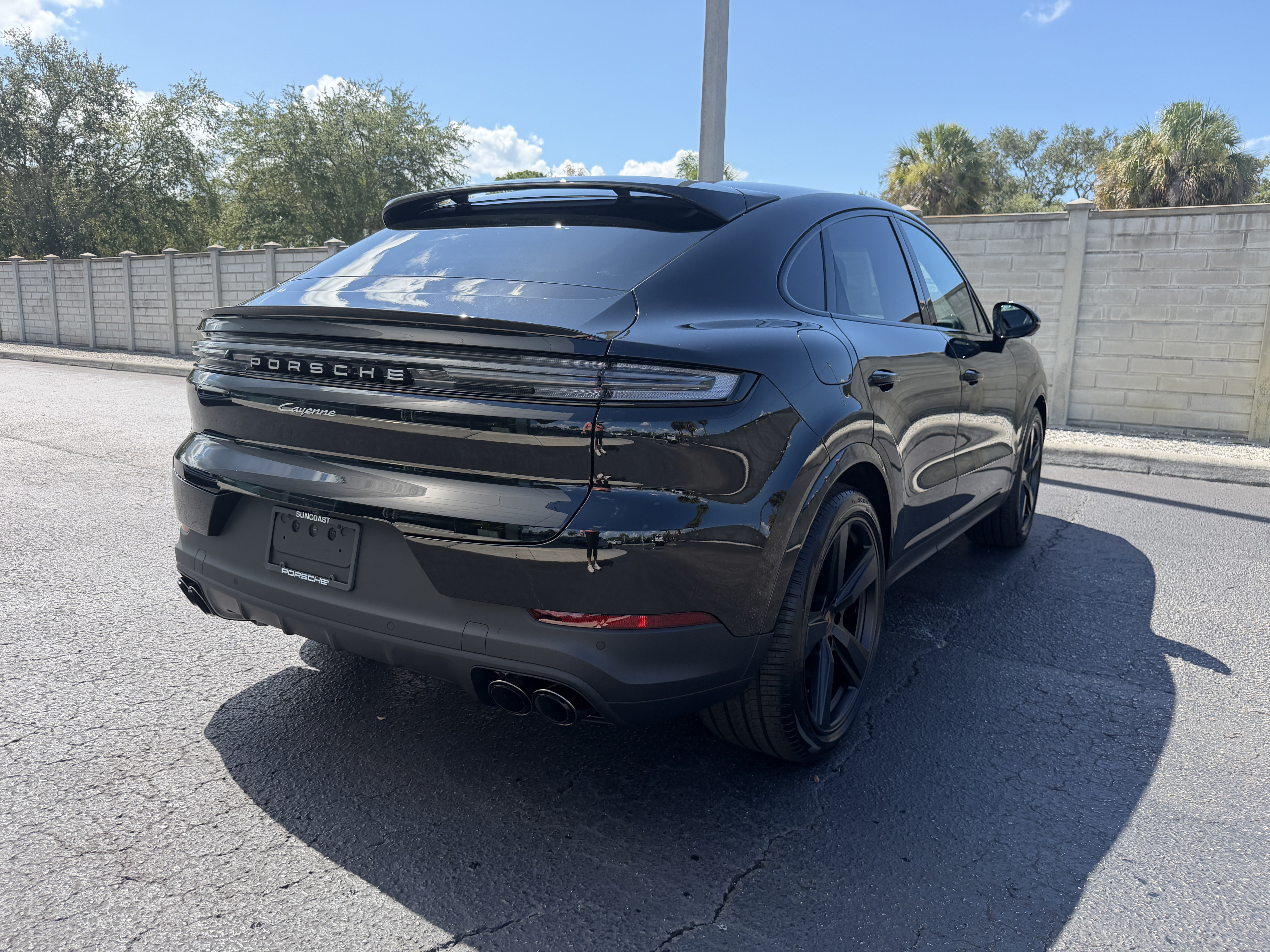 New 2026 Porsche Cayenne Coupe AWD/4WD image 6