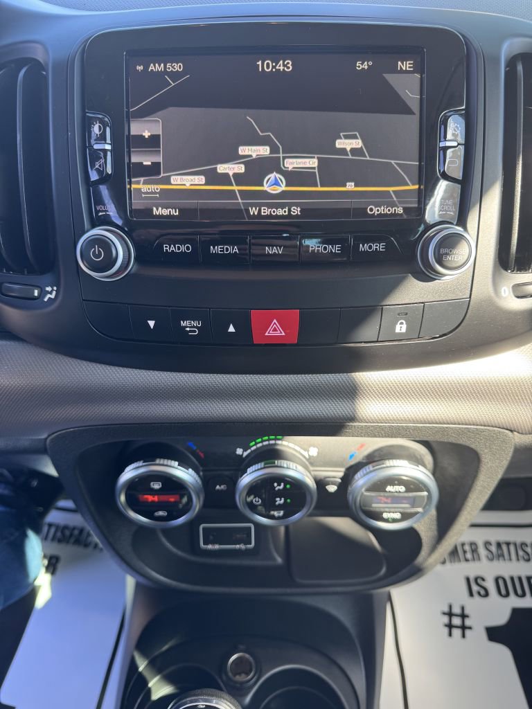 Used 2017 FIAT 500L Pop w/ Premium Package FWD image 13