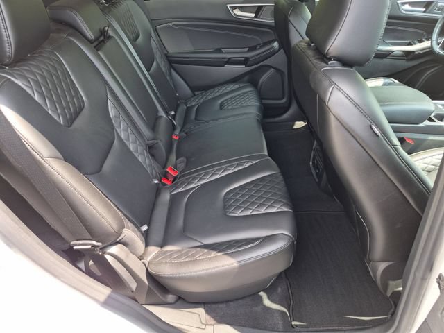 Used 2023 Ford Edge Titanium AWD/4WD image 18