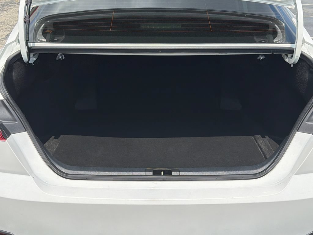 Used 2025 Toyota Camry LE FWD image 22