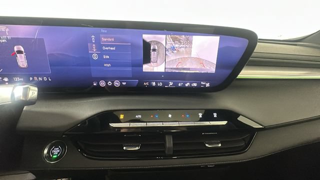 Used 2025 Buick Enclave Avenir w/ Trailering Package, 5000 lbs. FWD image 26