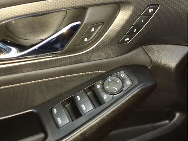 Used 2023 Chevrolet Traverse Premier w/ Redline Edition image 16