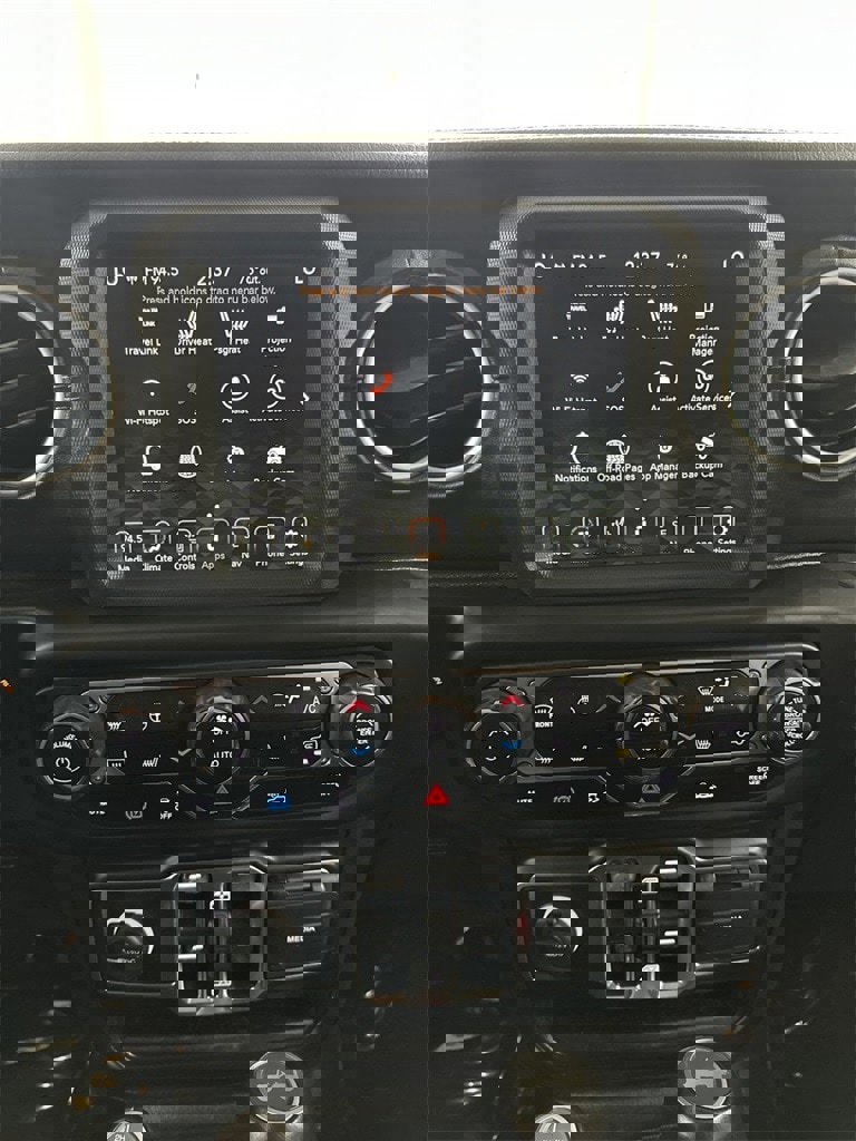 Used 2021 Jeep Wrangler Unlimited Sahara w/ Cold Weather Group image 43