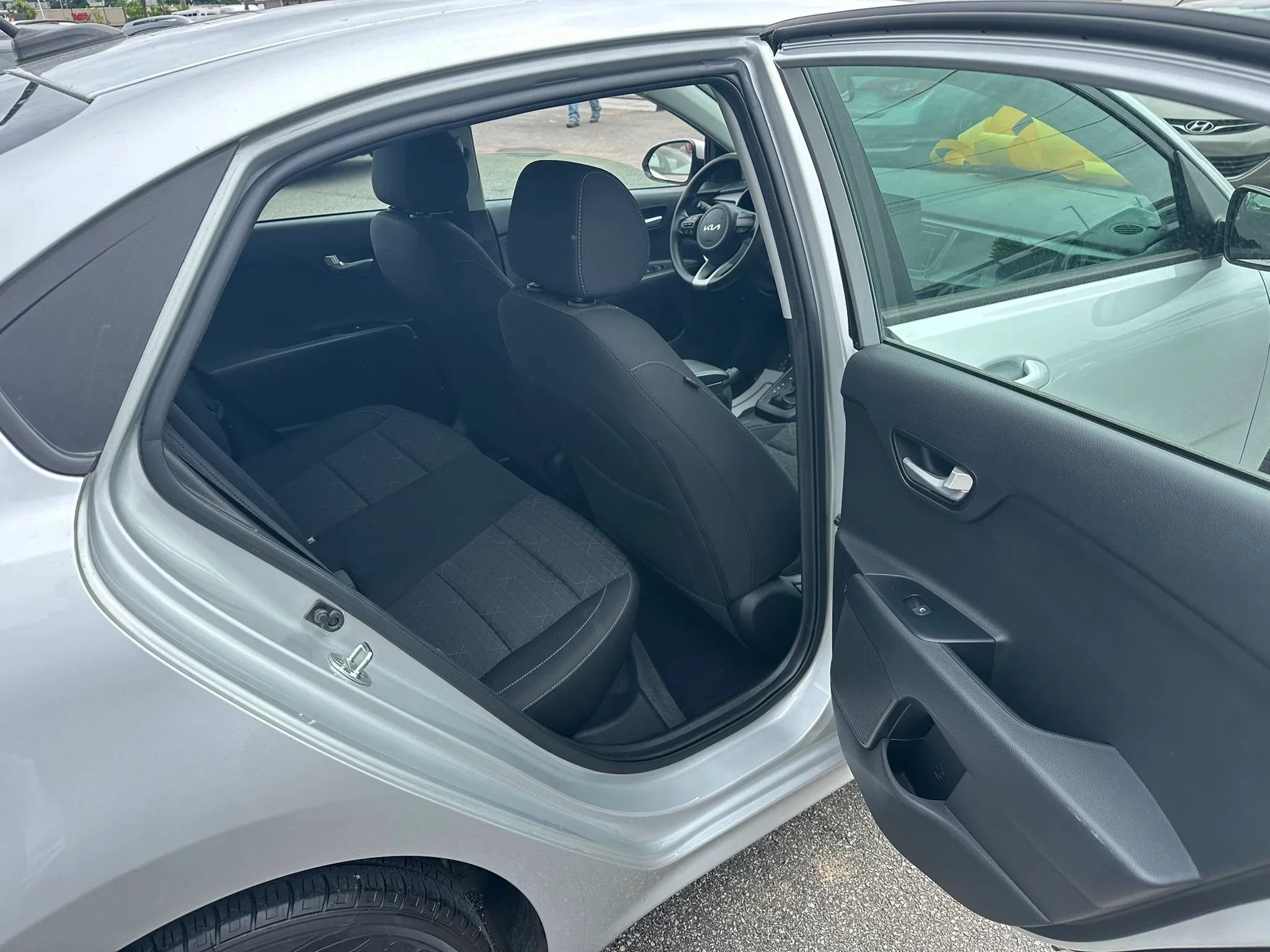 Used 2022 Kia Rio LX FWD image 16