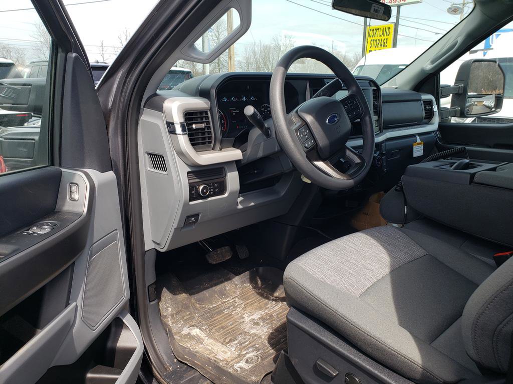 New 2026 Ford F350 XLT w/ 360-Degree Camera Package AWD/4WD image 7
