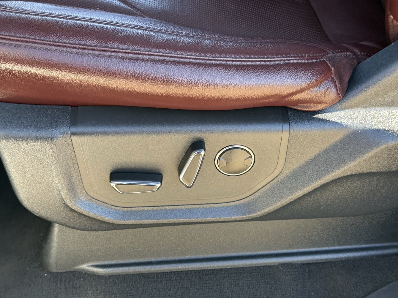 Certified 2024 Ford Expedition Limited RWD image 27