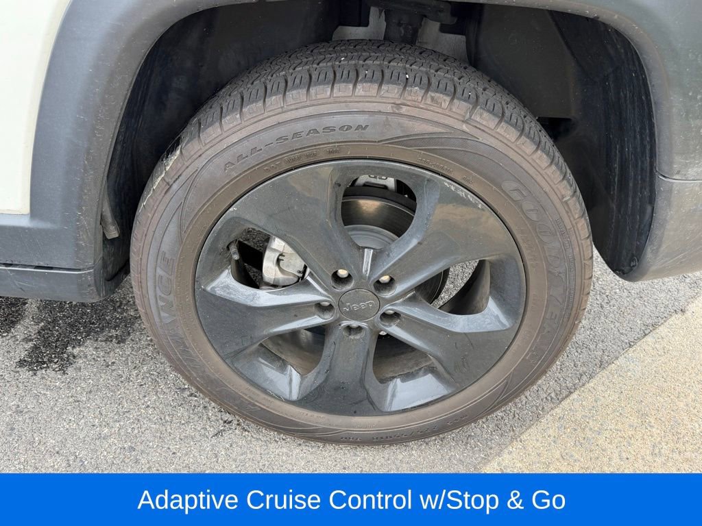 Used 2020 Jeep Compass Latitude image 14