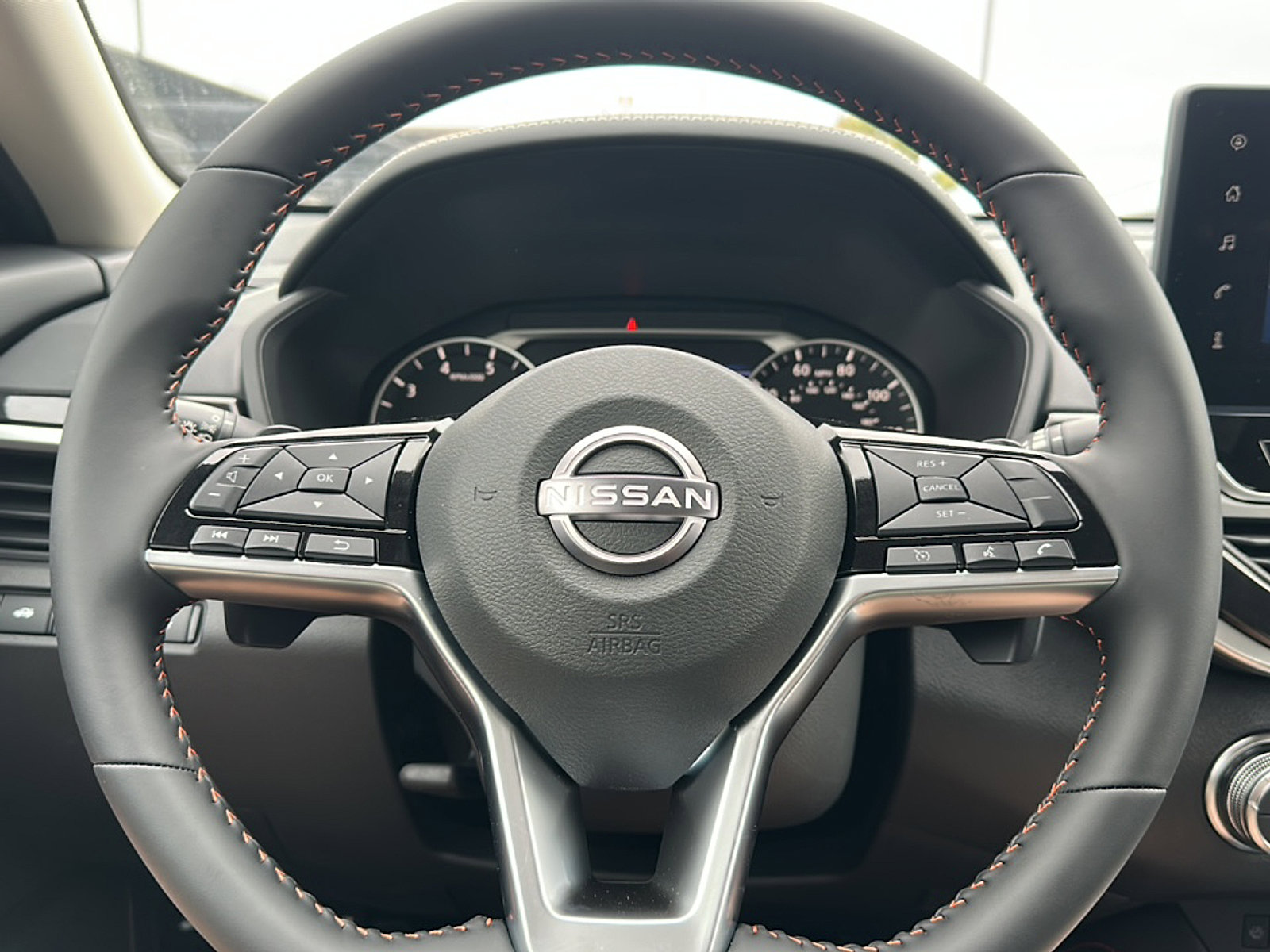 New 2025 Nissan Altima 2.5 SR w/ SR Premium Package image 17