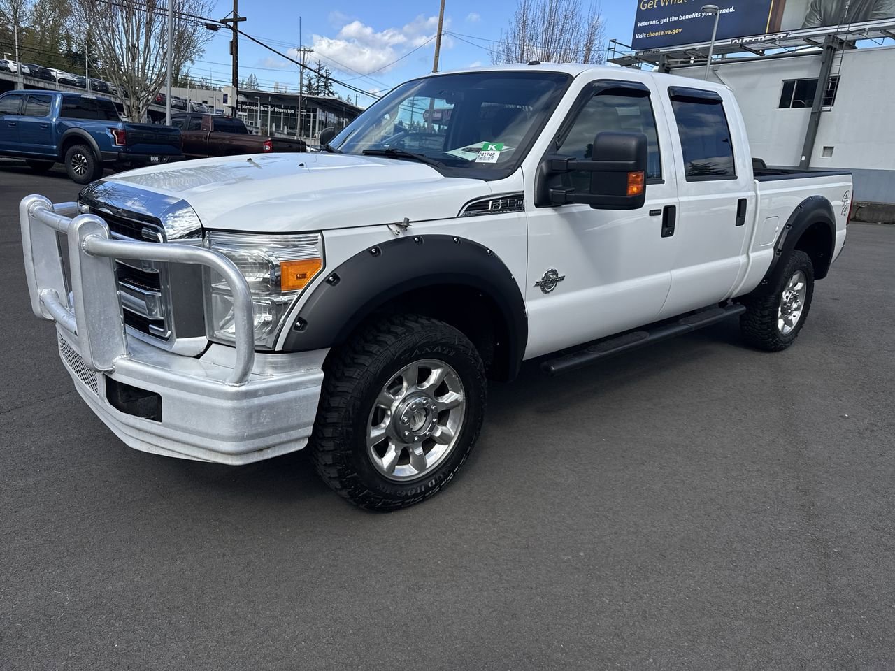 Used 2011 Ford F350 4x4 Crew Cab Super Duty image 1