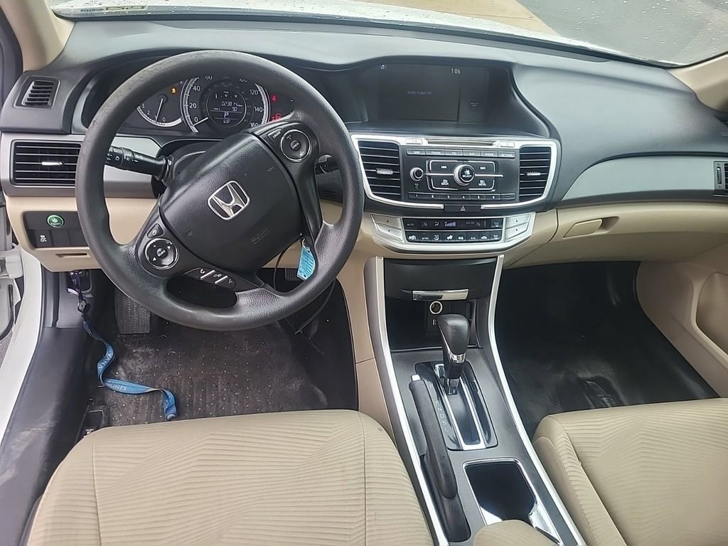 Used 2015 Honda Accord LX image 9
