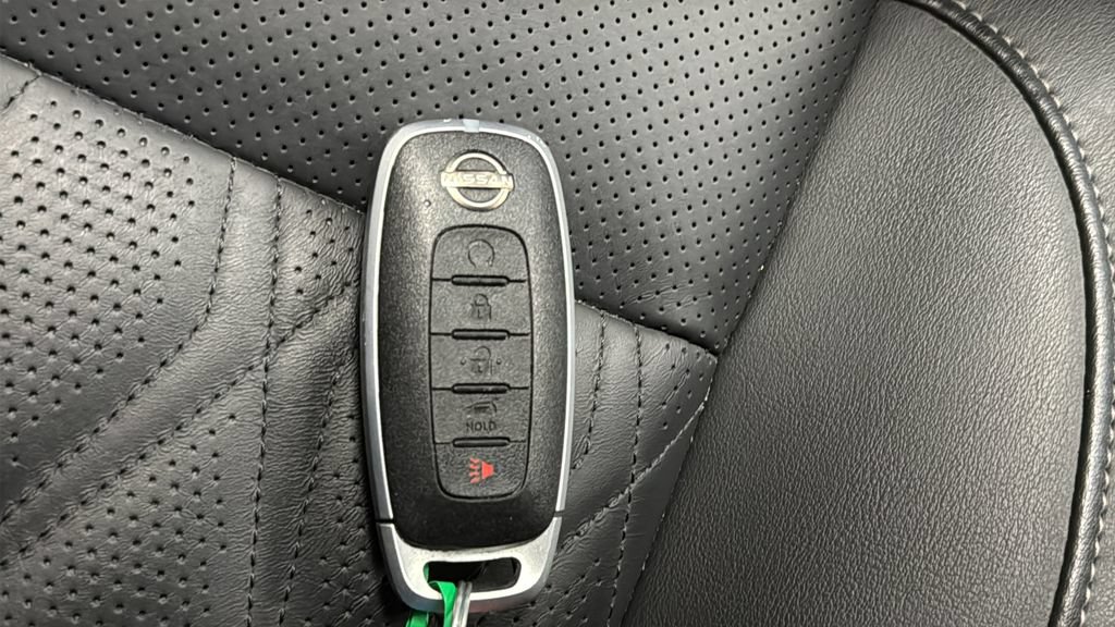 Used 2023 Nissan Rogue Platinum w/ Platinum Premium Package FWD image 40