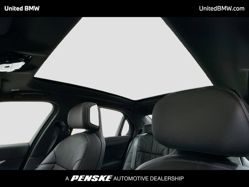 Certified 2024 BMW 750e xDrive w/ Premium Package 2 AWD/4WD image 12