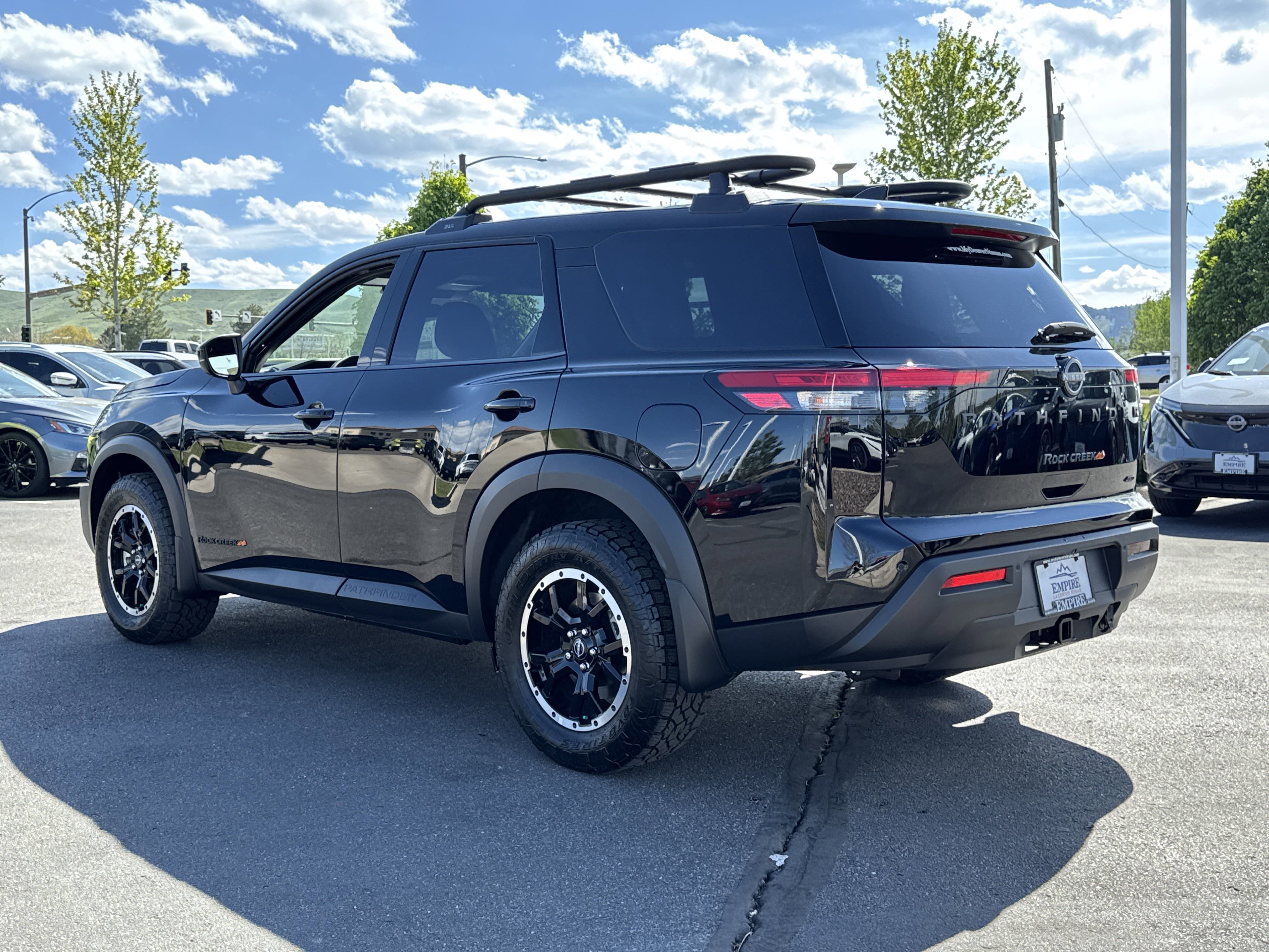 New 2025 Nissan Pathfinder Rock Creek image 4