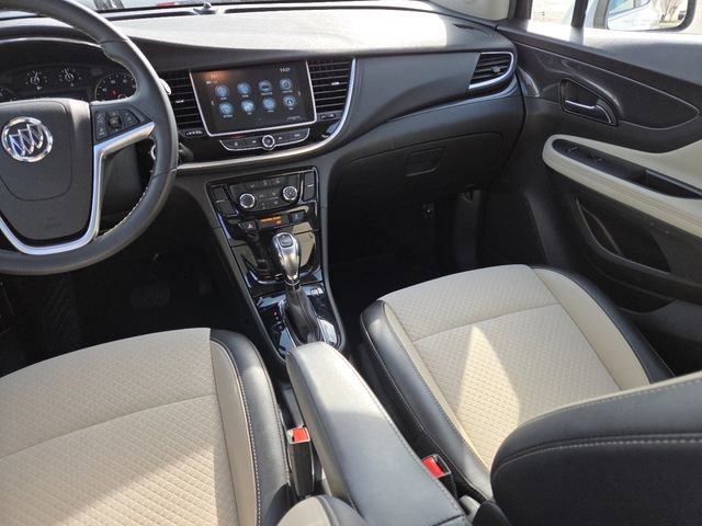 Certified 2021 Buick Encore Preferred image 25