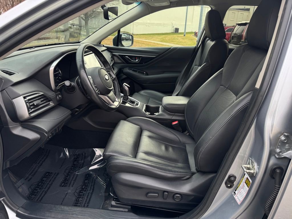 Used 2020 Subaru Outback Limited image 13