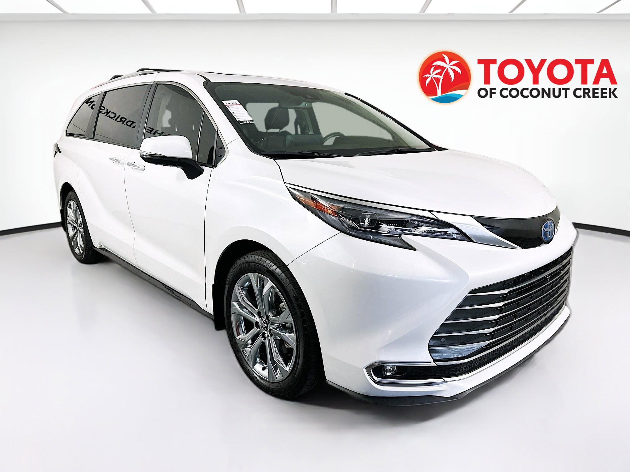 Certified 2024 Toyota Sienna Platinum video 1