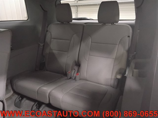 Used 2020 GMC Acadia SLT w/ LPO, Cargo Package FWD image 14
