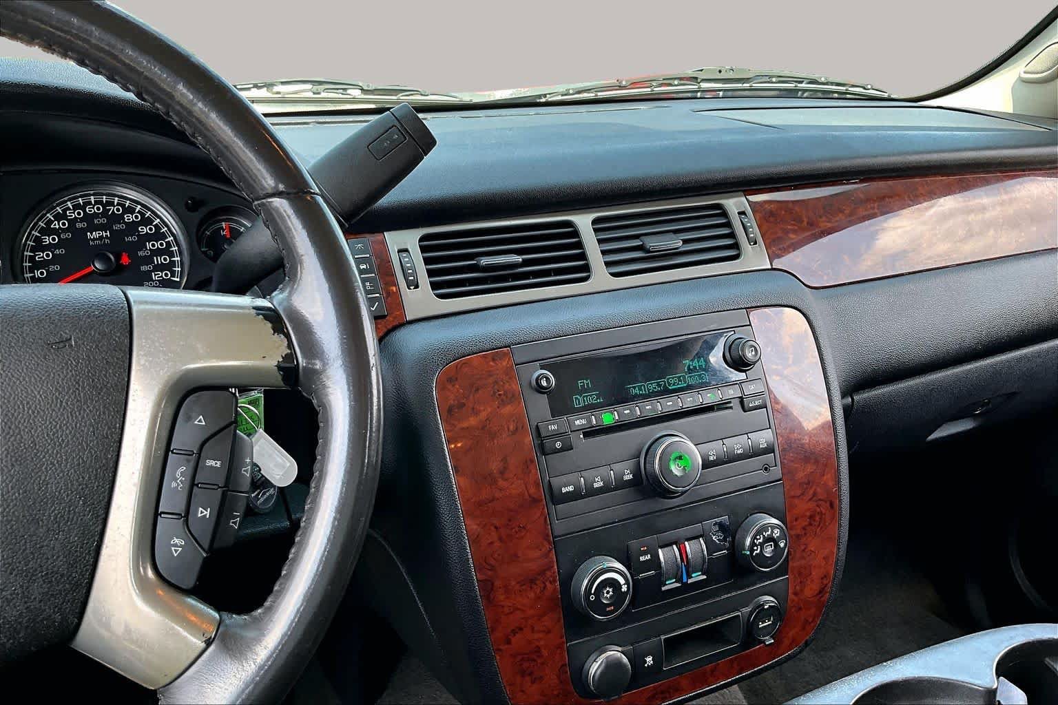 Used 2011 Chevrolet Tahoe LS RWD image 6