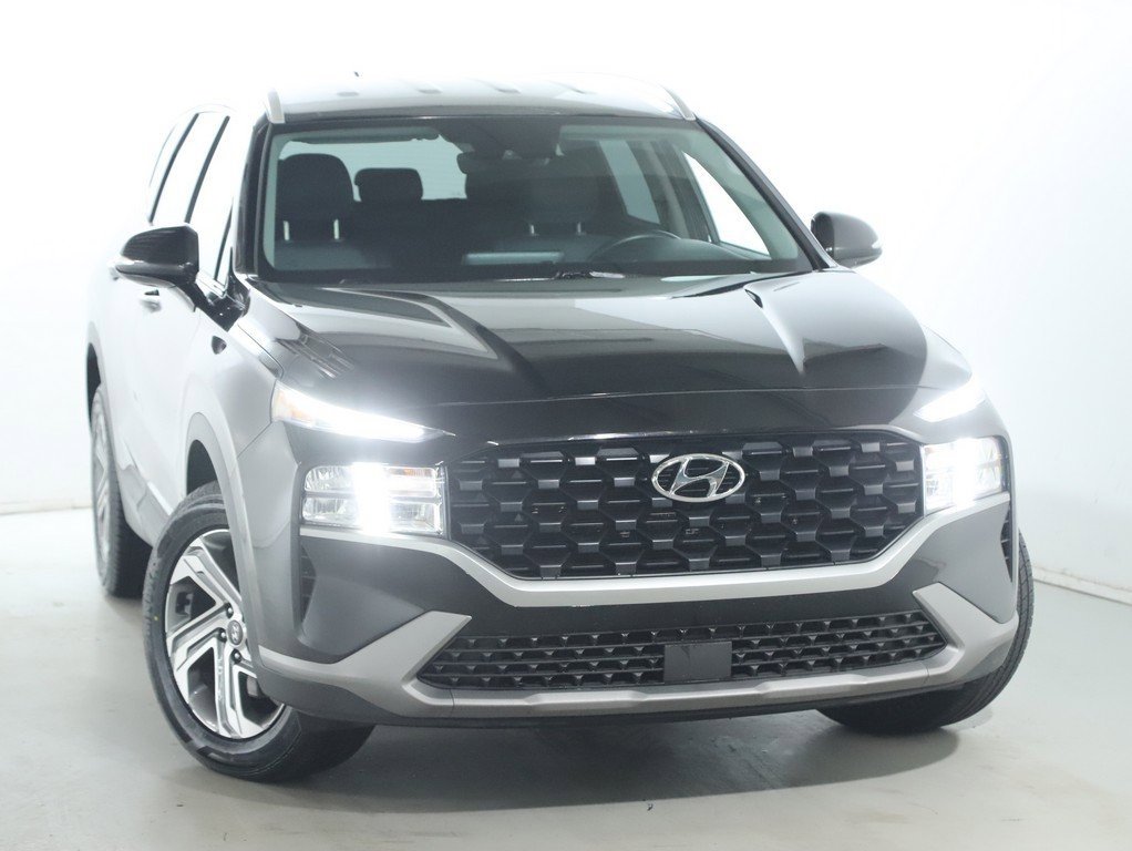 Used 2023 Hyundai Santa Fe SEL image 2
