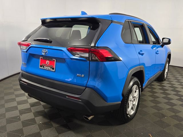 Used 2020 Toyota RAV4 XLE w/ Convenience Package image 8