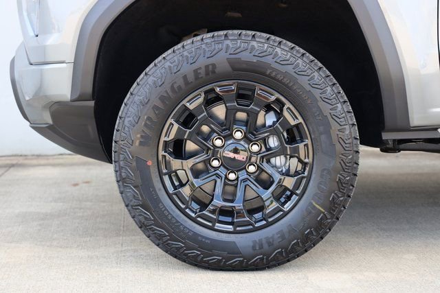 New 2026 GMC Canyon Elevation w/ Convenience Package image 9