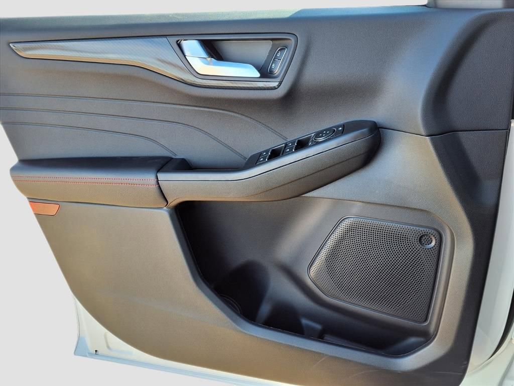 New 2026 Ford Escape ST-Line w/ Tech Pack #1 image 15