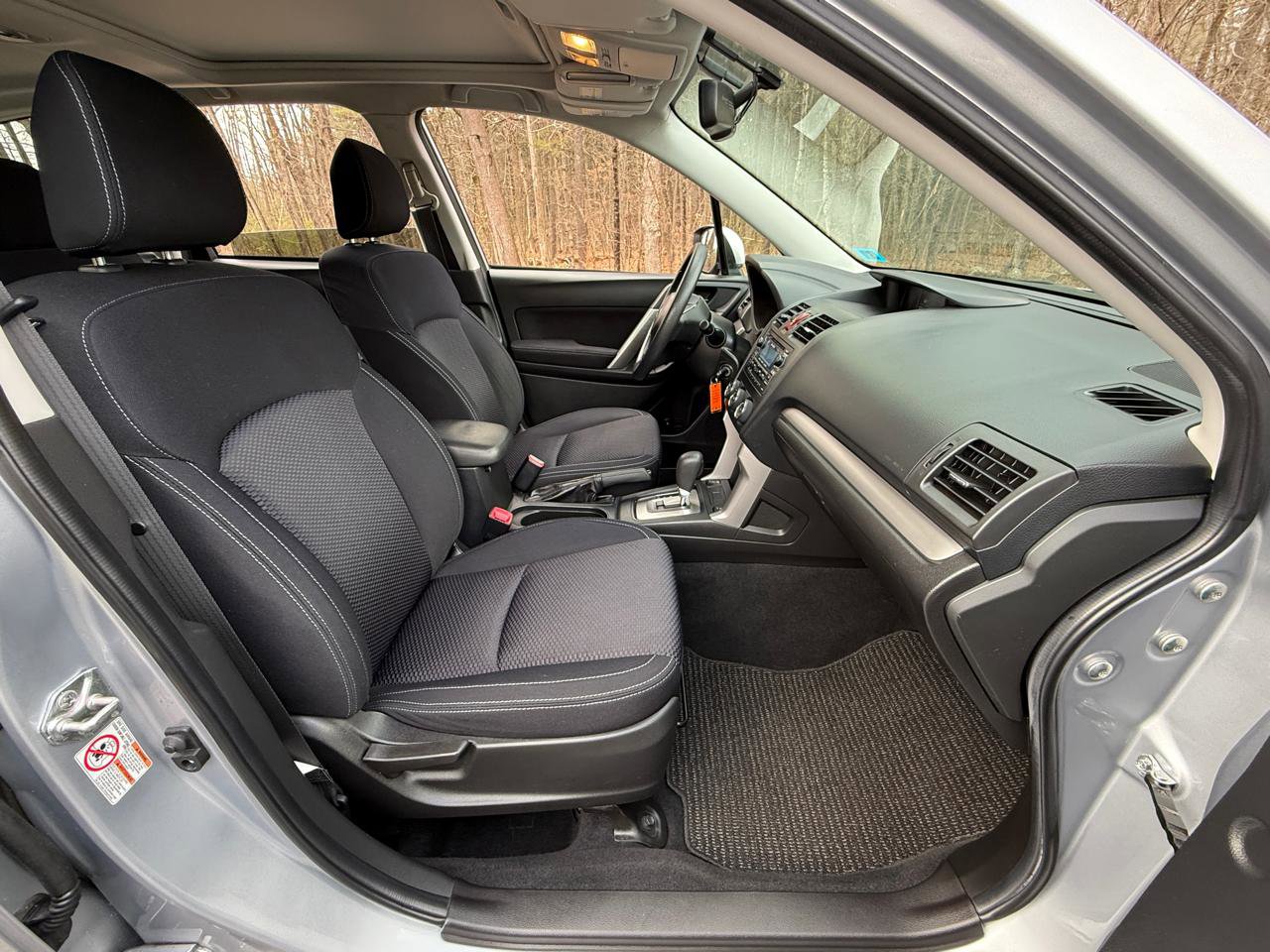 Used 2015 Subaru Forester 2.5i Premium w/ All-Weather Package AWD/4WD image 28