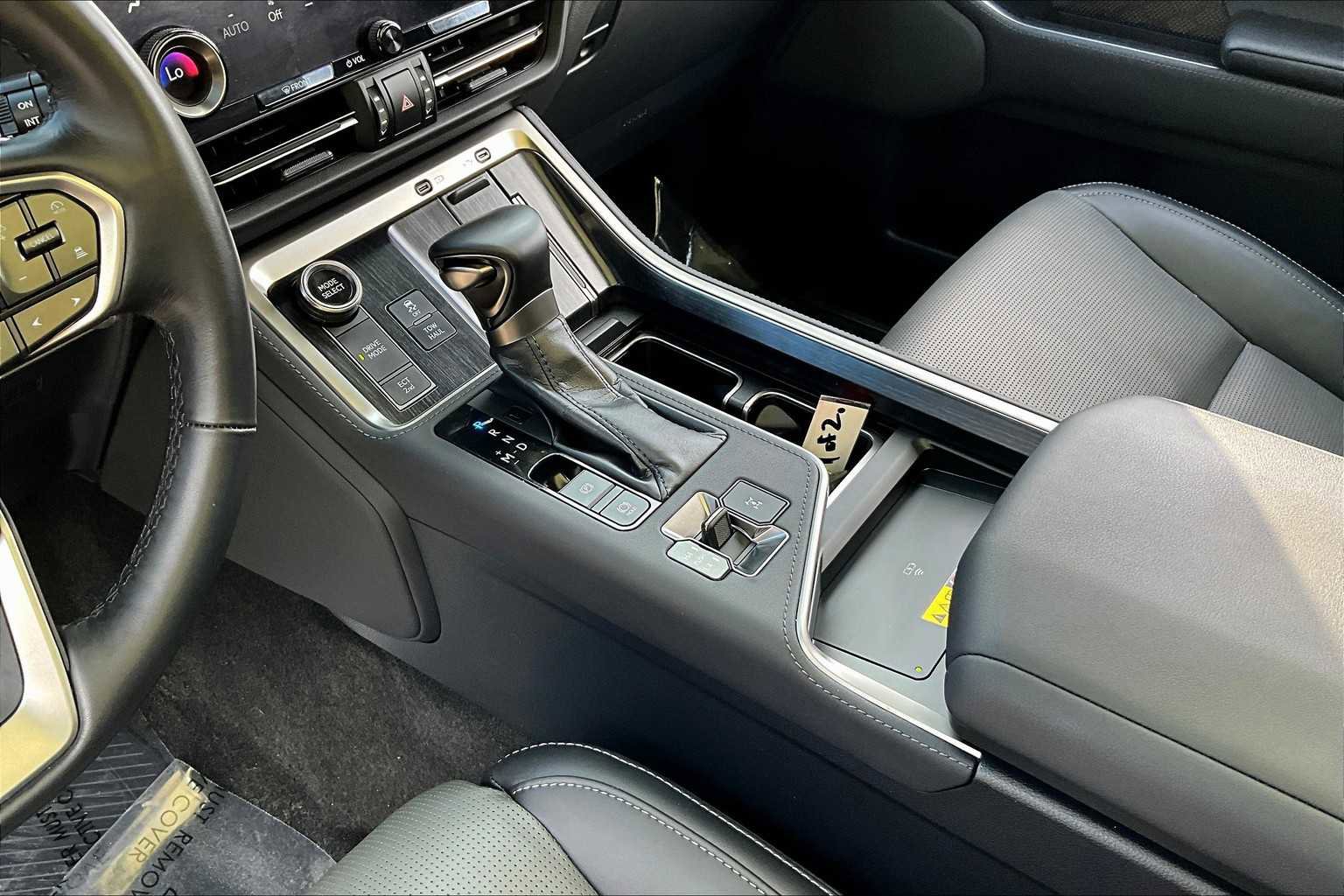 Used 2024 Lexus GX 550 Luxury+ image 16