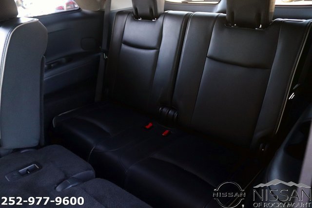 Used 2019 INFINITI QX60 Luxe w/ Essential Package image 16