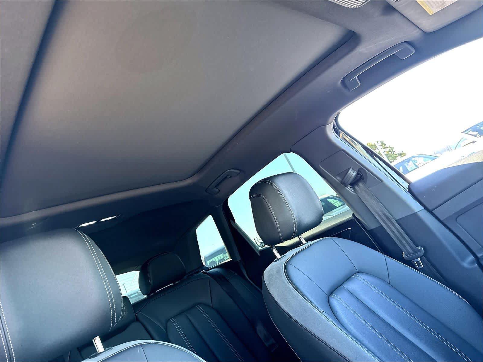 Used 2023 Audi Q4 e-tron Premium Plus w/ Premium Plus RWD image 27