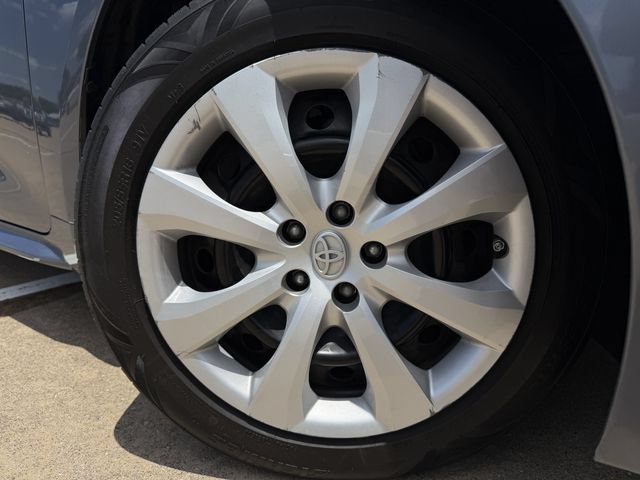 Used 2022 Toyota Corolla LE FWD image 10
