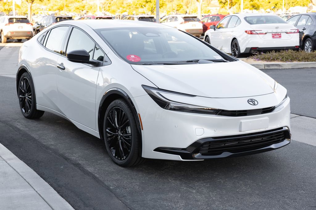 New 2026 Toyota Prius Plug-In Hybrid image 3