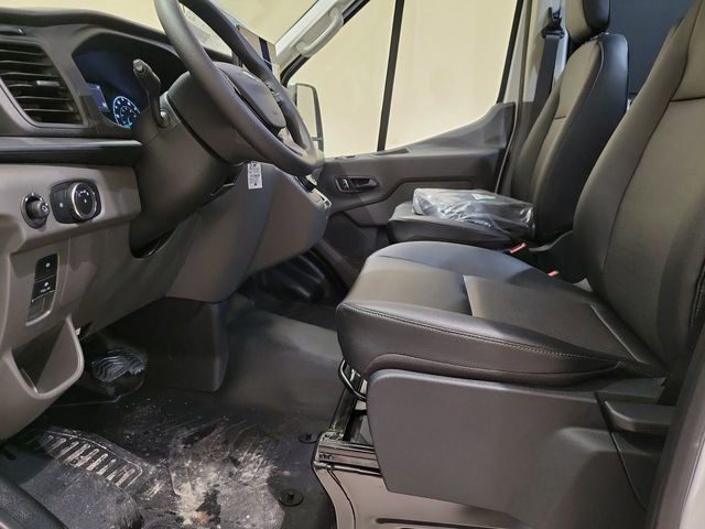 Used 2022 Ford E-Transit Medium Roof w/ Load Area Protection Package image 8