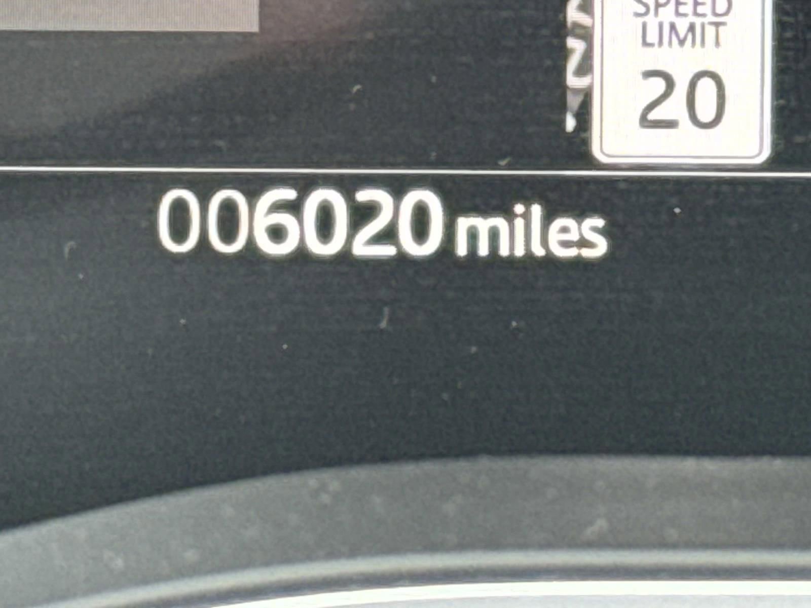 Used 2025 Jaguar F-PACE R-Dynamic S image 27