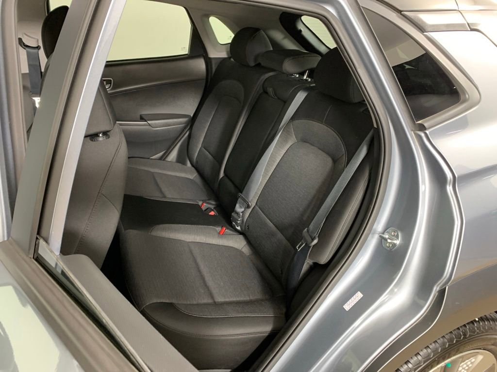 Used 2020 Hyundai Kona SEL FWD image 30