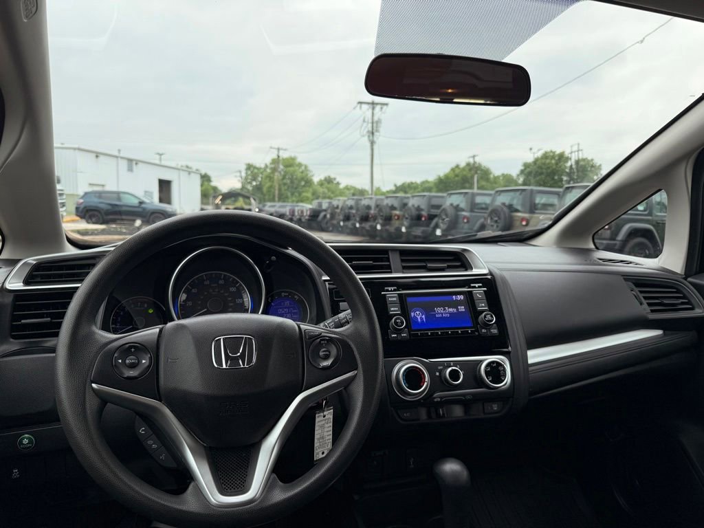 Used 2020 Honda Fit LX image 21
