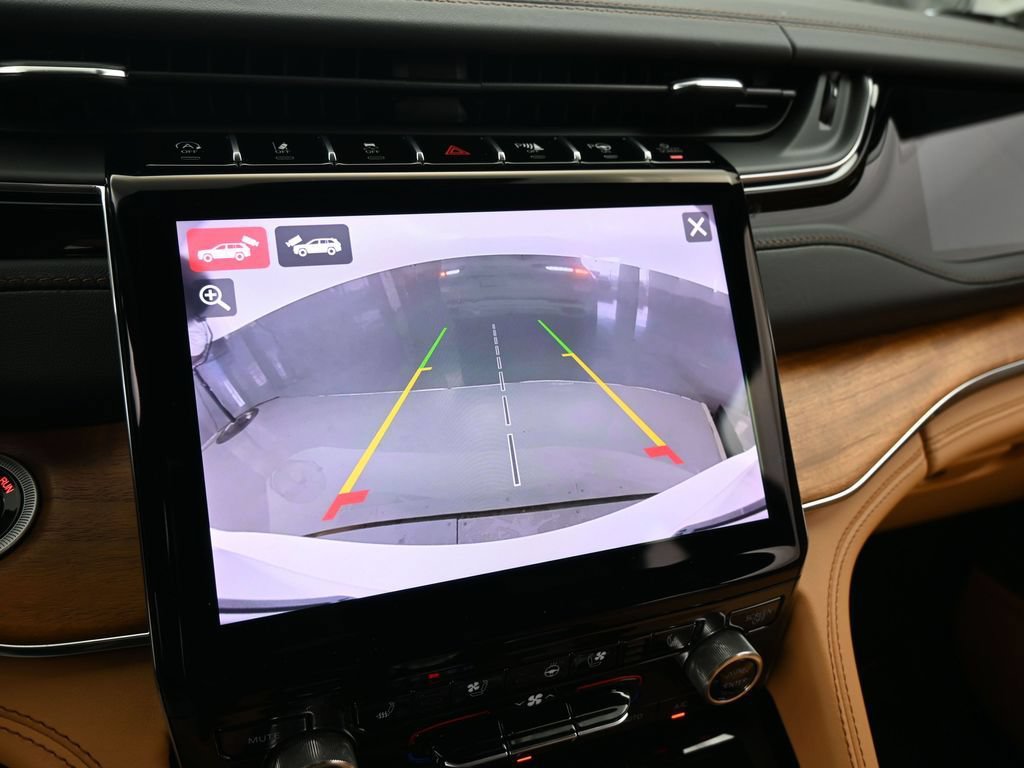 New 2025 Jeep Grand Cherokee L Summit AWD/4WD image 42