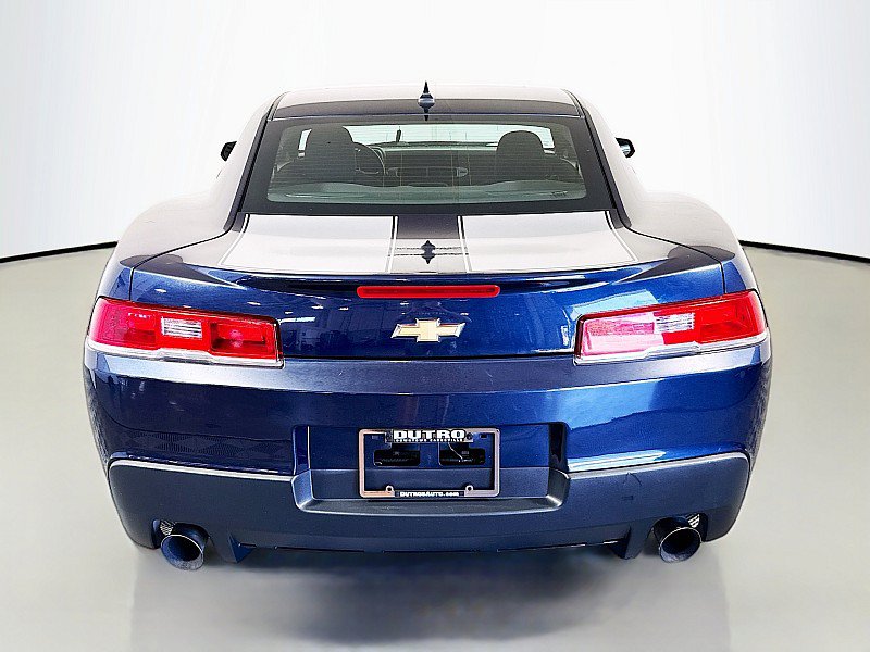 Used 2015 Chevrolet Camaro LT RWD image 6