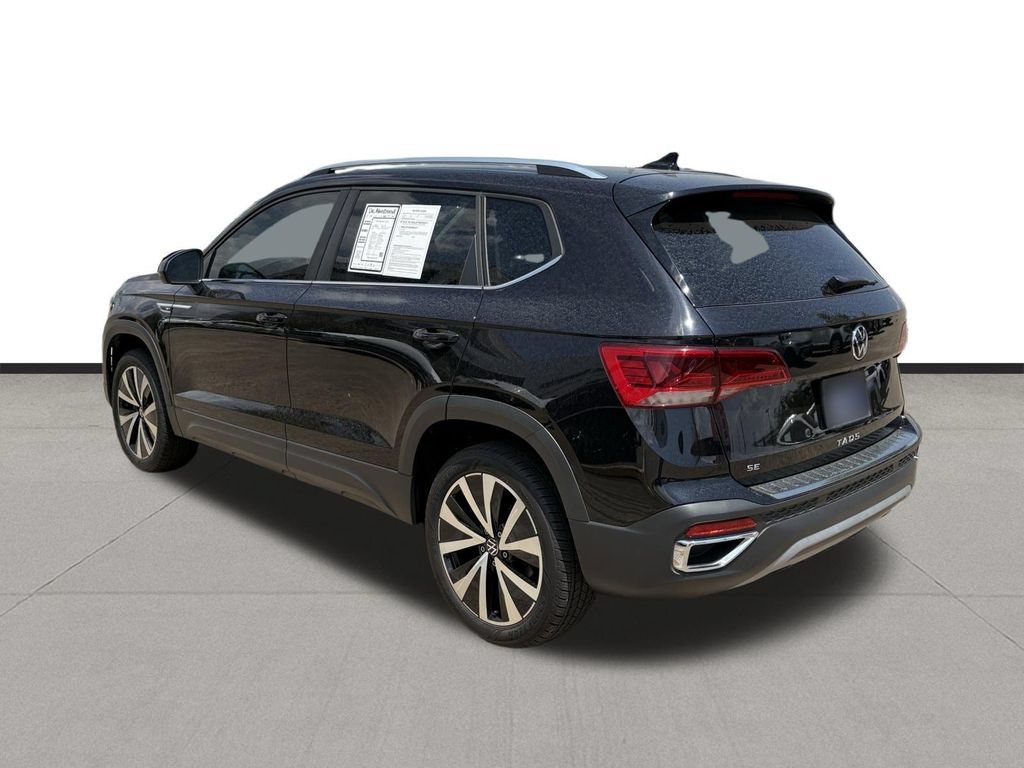 Used 2024 Volkswagen Taos SE FWD image 7