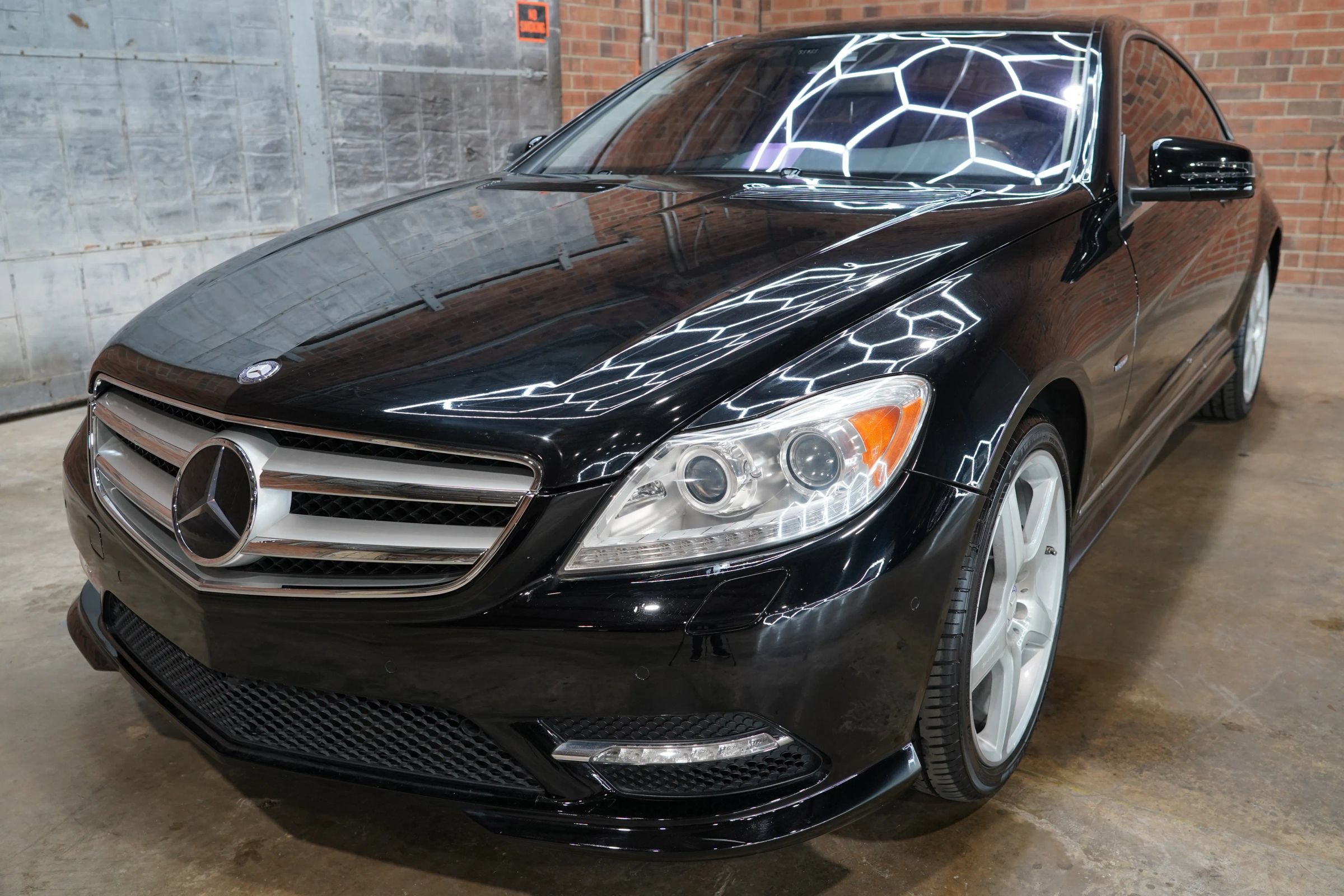 Used 2011 Mercedes-Benz CL 550 4MATIC w/ Sport Pkg Plus One image 20