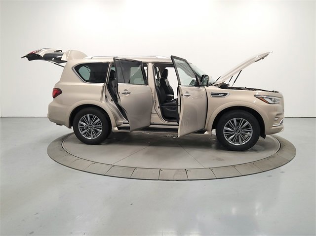 Used 2023 INFINITI QX80 Luxe w/ Cargo Package image 16