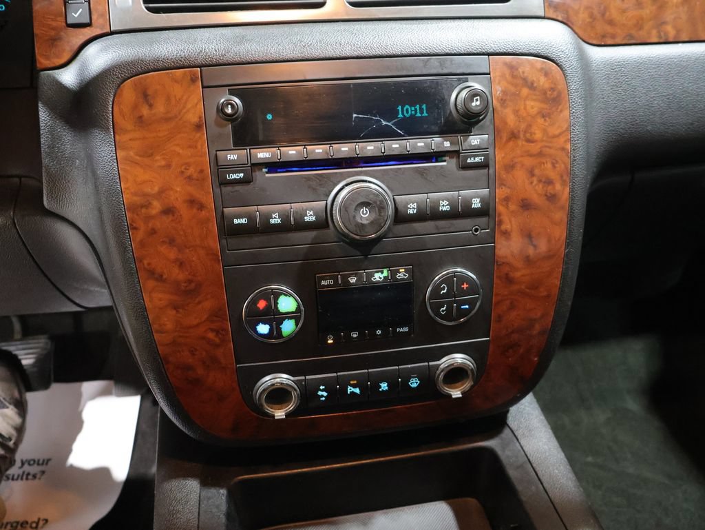 Used 2007 Chevrolet Avalanche LT w/ LT Preferred Equipment Group AWD/4WD image 24