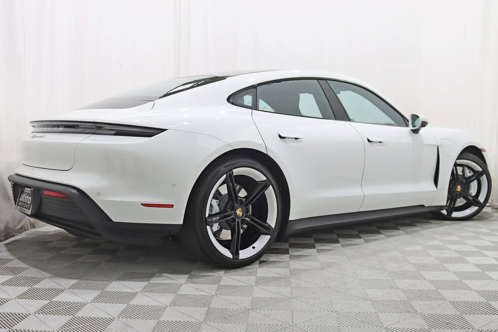 Used 2024 Porsche Taycan 4S image 8