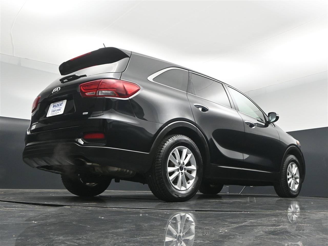 Used 2019 Kia Sorento L FWD image 31