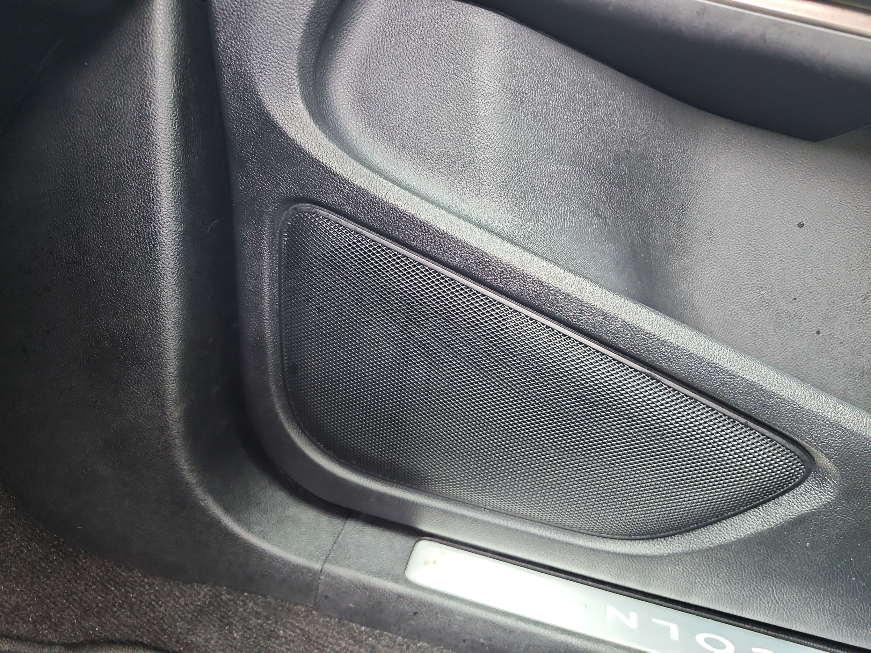 Used 2019 Lincoln MKC Reserve FWD image 24