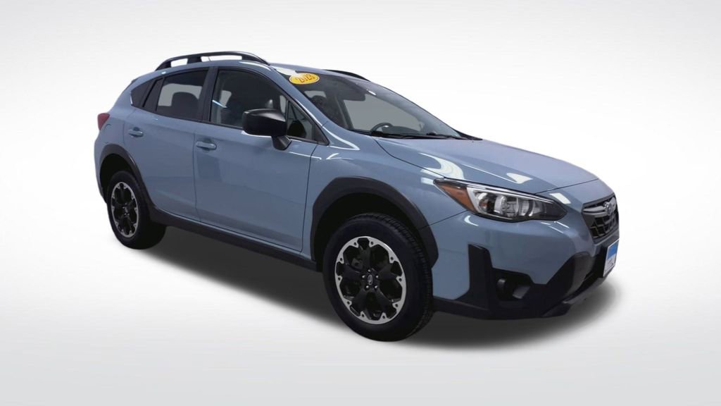Used 2023 Subaru Crosstrek 2.0i image 2