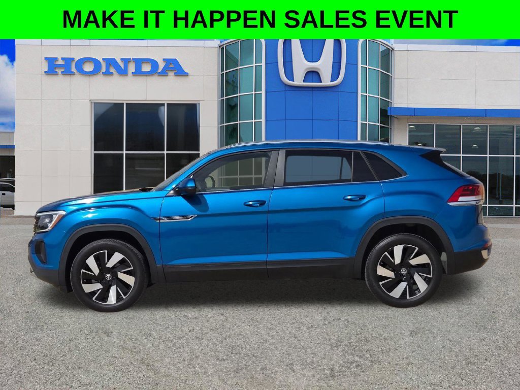 Used 2024 Volkswagen Atlas Cross Sport SE FWD image 6